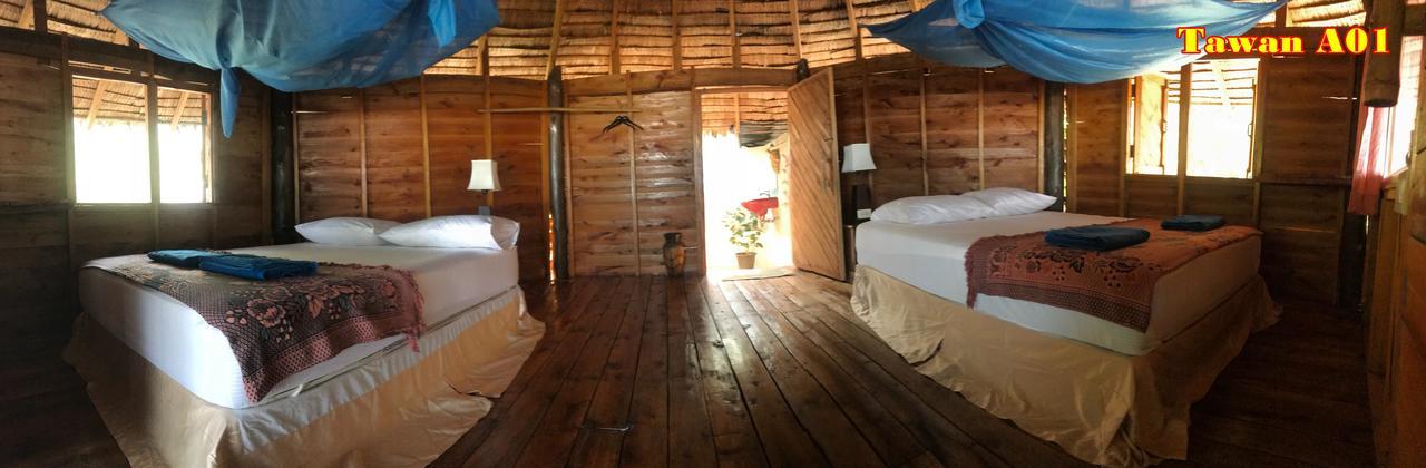 Tawan Bar And Bungalow Hotel Ko Phra Thong ภายนอก รูปภาพ